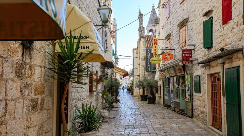 Guesthouse Ana Trogir Old Town Ngoại thất bức ảnh