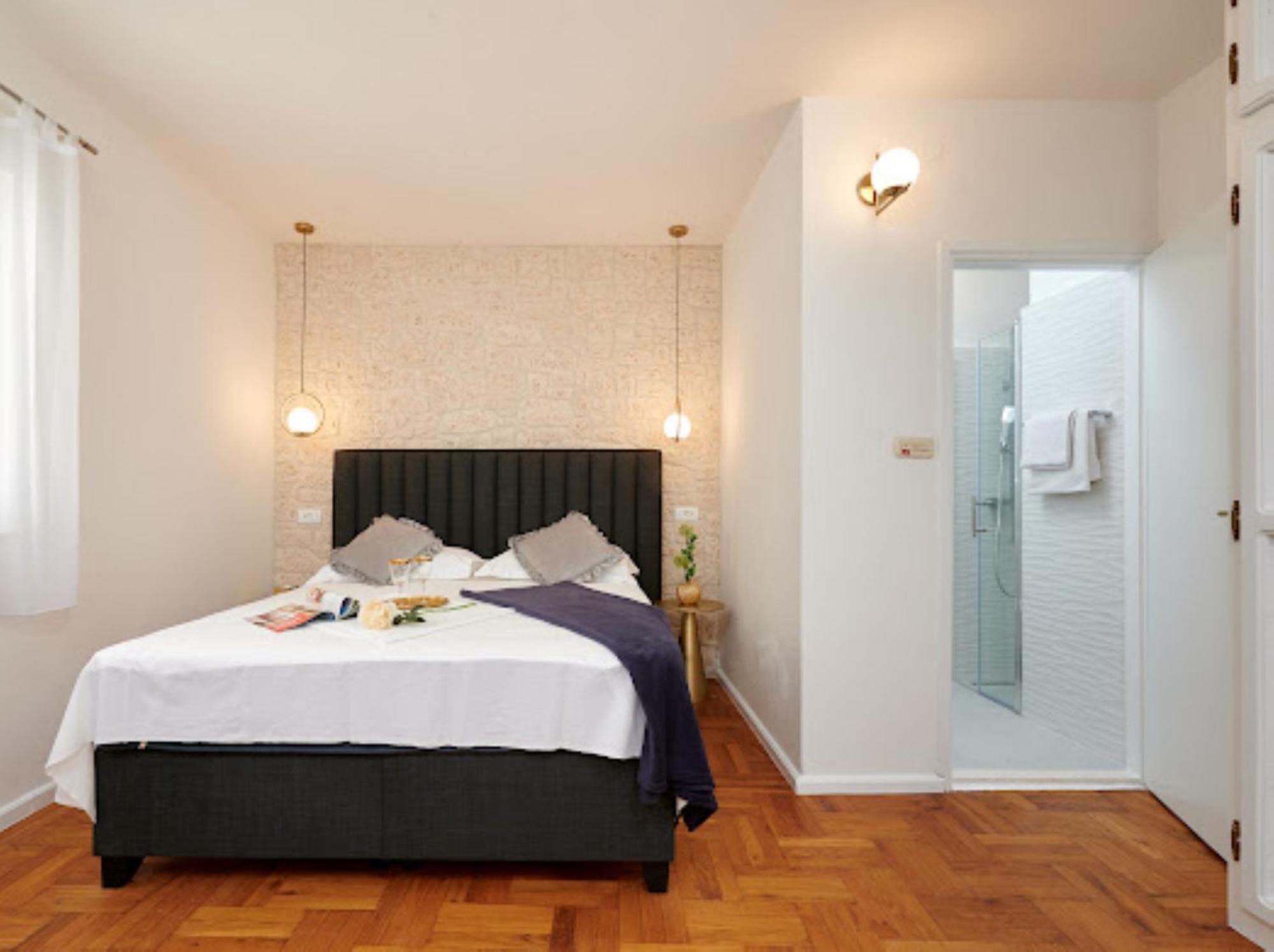 Guesthouse Ana Trogir Old Town Phòng bức ảnh