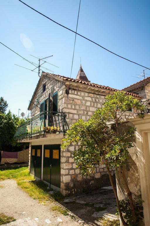 Guesthouse Ana Trogir Old Town Ngoại thất bức ảnh
